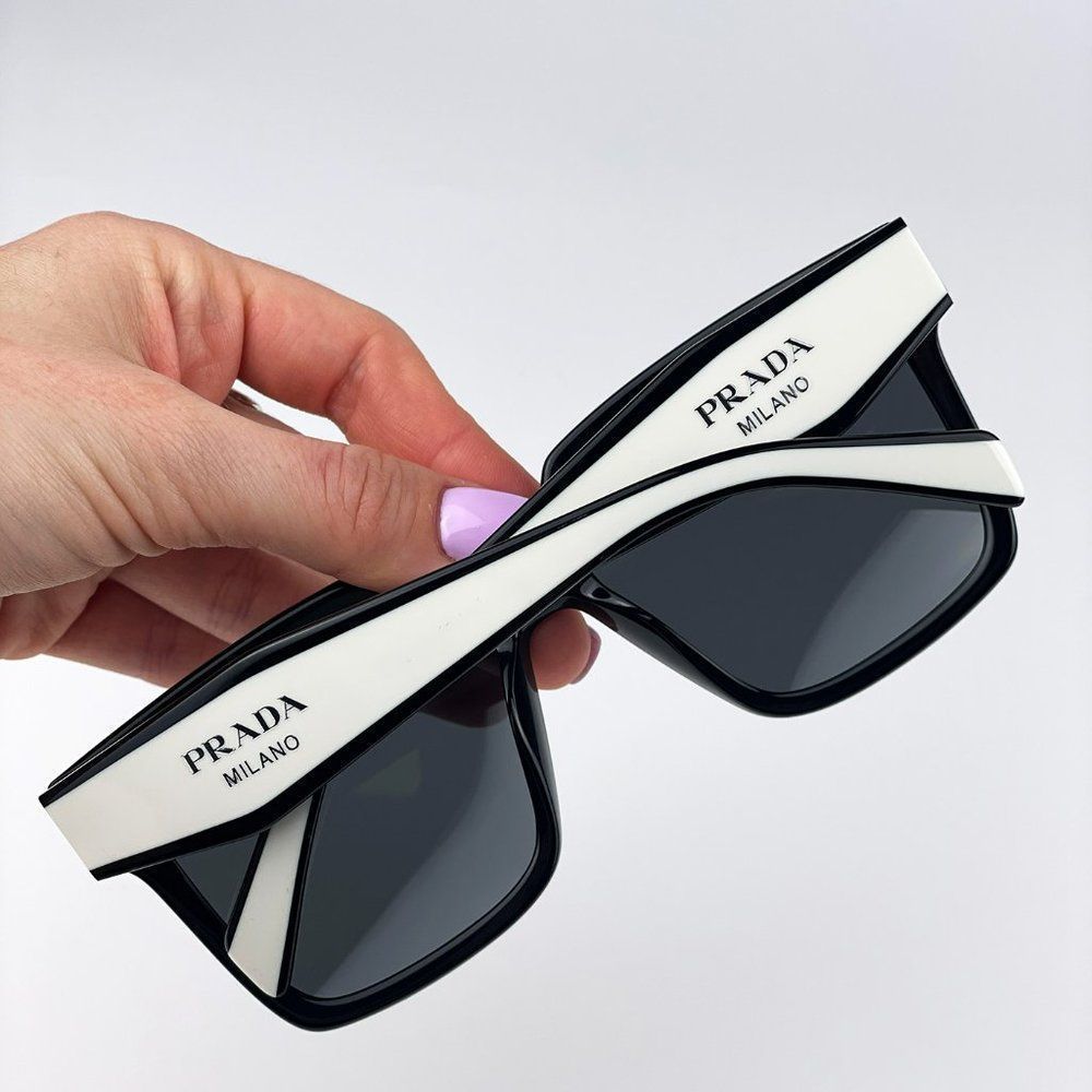 Prada PR24ZS 1AB5S0 Sunglasses Black Dark Grey Square Oversized Women - Picture 6 of 15